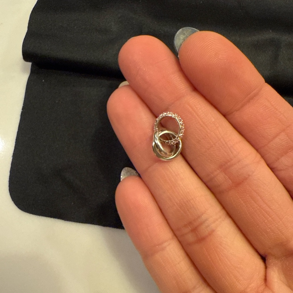 Chamilia Sterling Silver Interlocking Circles Cha… - image 2